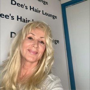 Meet your Posher, Dee